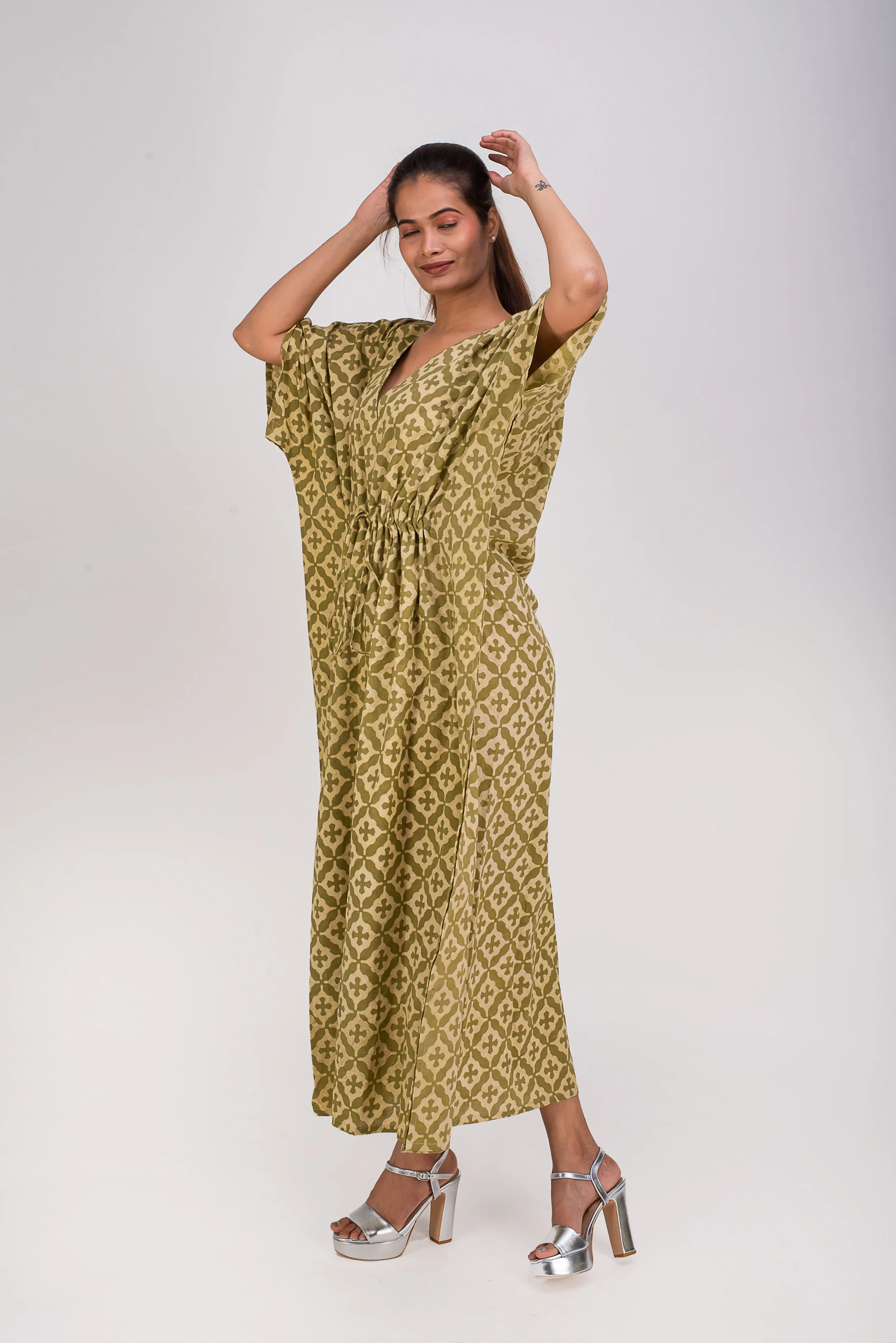 529-147  Whitelotus "Toni" Kaftan maxi Women's Dress