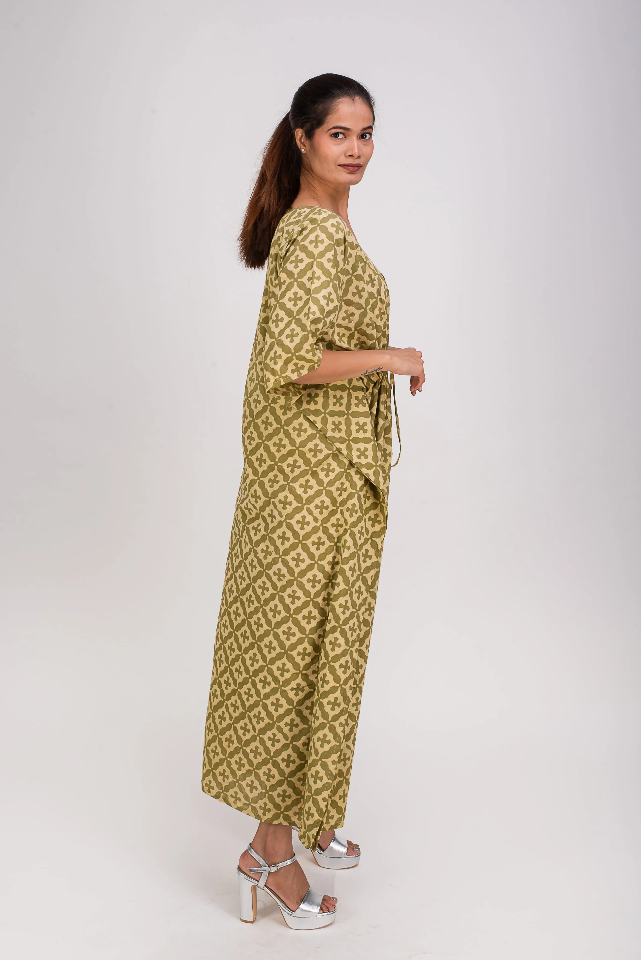 529-147  Whitelotus "Toni" Kaftan maxi Women's Dress