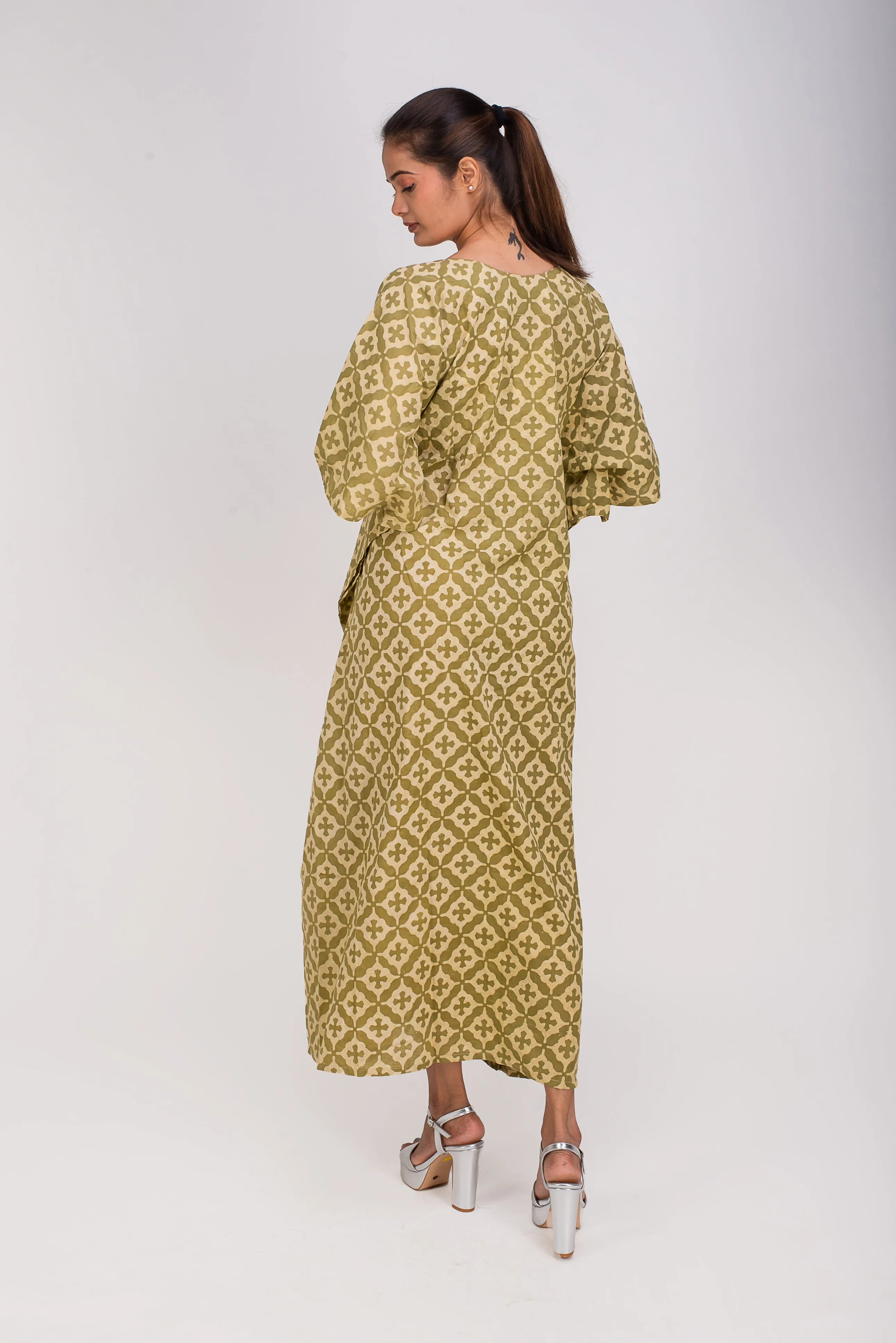 529-147  Whitelotus "Toni" Kaftan maxi Women's Dress