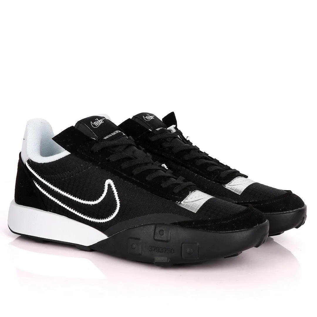 NK Waffle Racer Black And White Sneakers