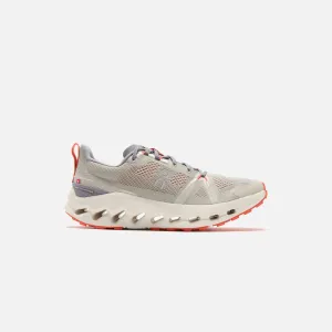 On Running WMNS Cloudsurfer Trail - Grey