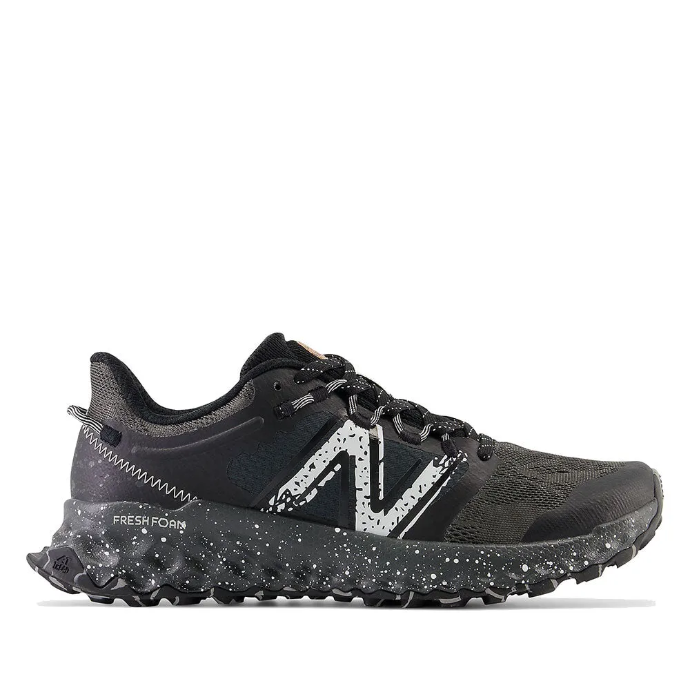 Scarpe Donna NEW BALANCE Sneakers Running Fresh Foam Garoe colore Black Blacktop e Sea Salt