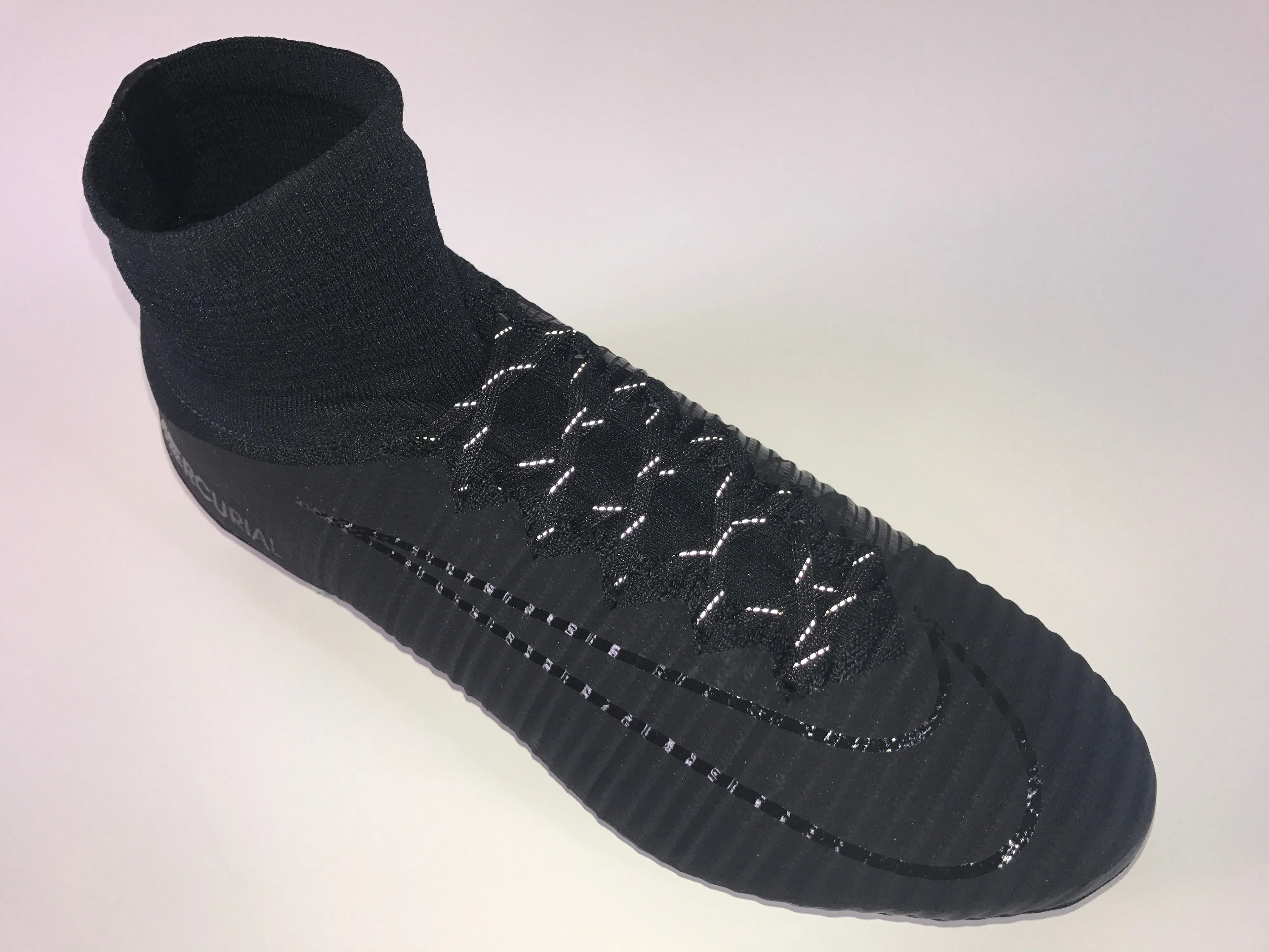 SR4U Reflective Laces Black