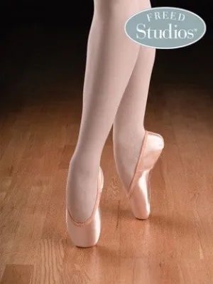 Studio II Pointe Shoe