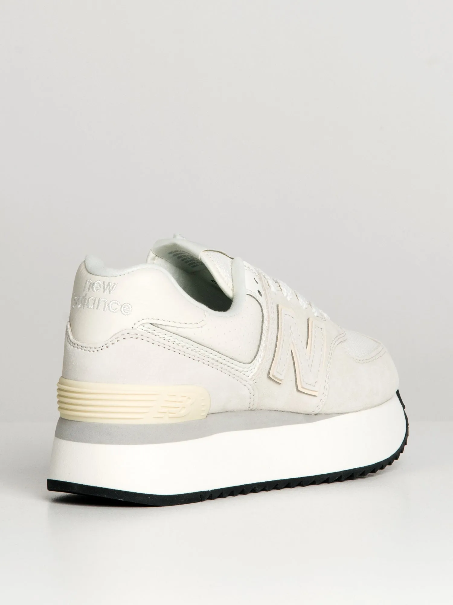 WOMENS NEW BALANCE THE 574 SNEAKER - CLEARANCE